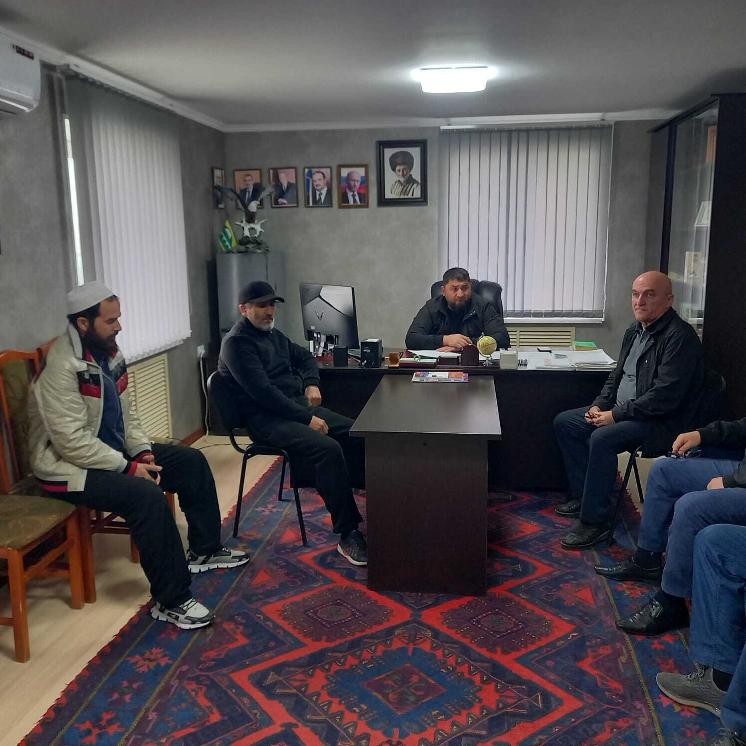 Встреча главы с жителями улицы Агасиева.