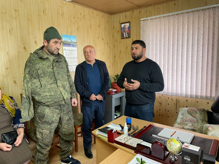 ВСТРЕЧА ГЛАВЫ АСП С УЧАСТНИКОМ СВО. ВСТРЕЧА ГЛАВЫ АСП С УЧАСТНИКОМ СВО.