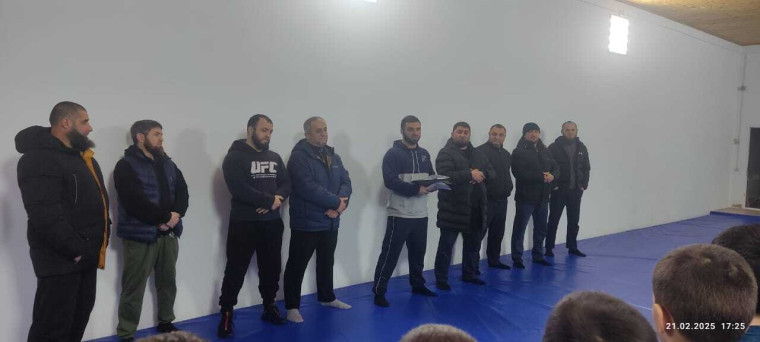 Чествование юных спортсменов. Чествование юных спортсменов.